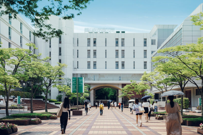 椙山女学園大学_星が丘キャンパス正門
