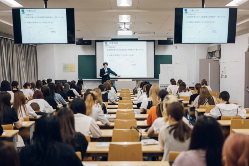 椙山女学園大学_講義風景